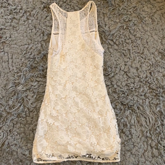 Abercrombie and Fitch white lace dress. Size 00 - Picture 2 of 4